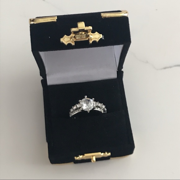 Sterling Silver ring band engagement set - Picture 5 of 8